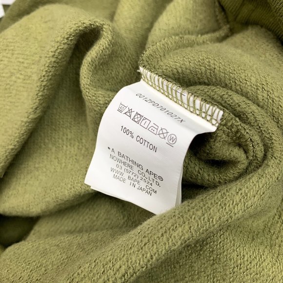 A Bathing Ape Green Shark Camo BAPE Sweat Shorts - Picture 4 of 7